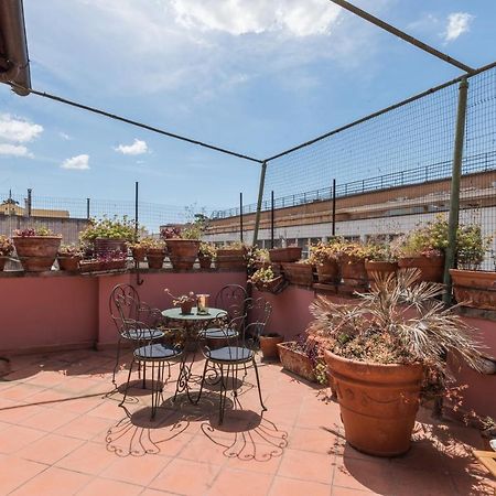 Colosseo Stylish Penthouse ローマ エクステリア 写真