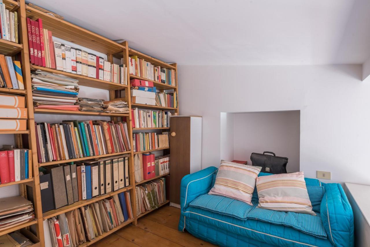 Colosseo Stylish Penthouse ローマ エクステリア 写真