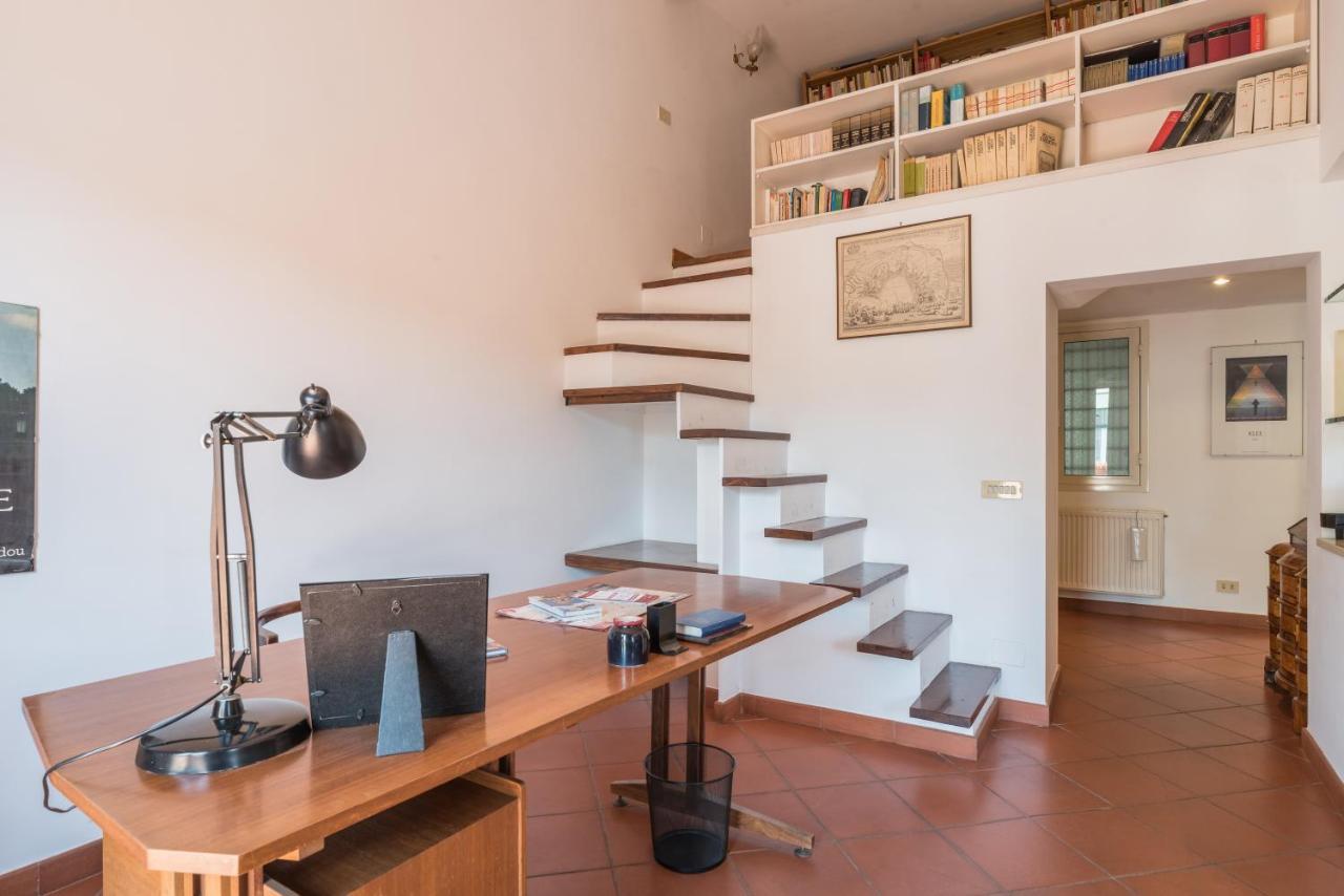 Colosseo Stylish Penthouse ローマ エクステリア 写真