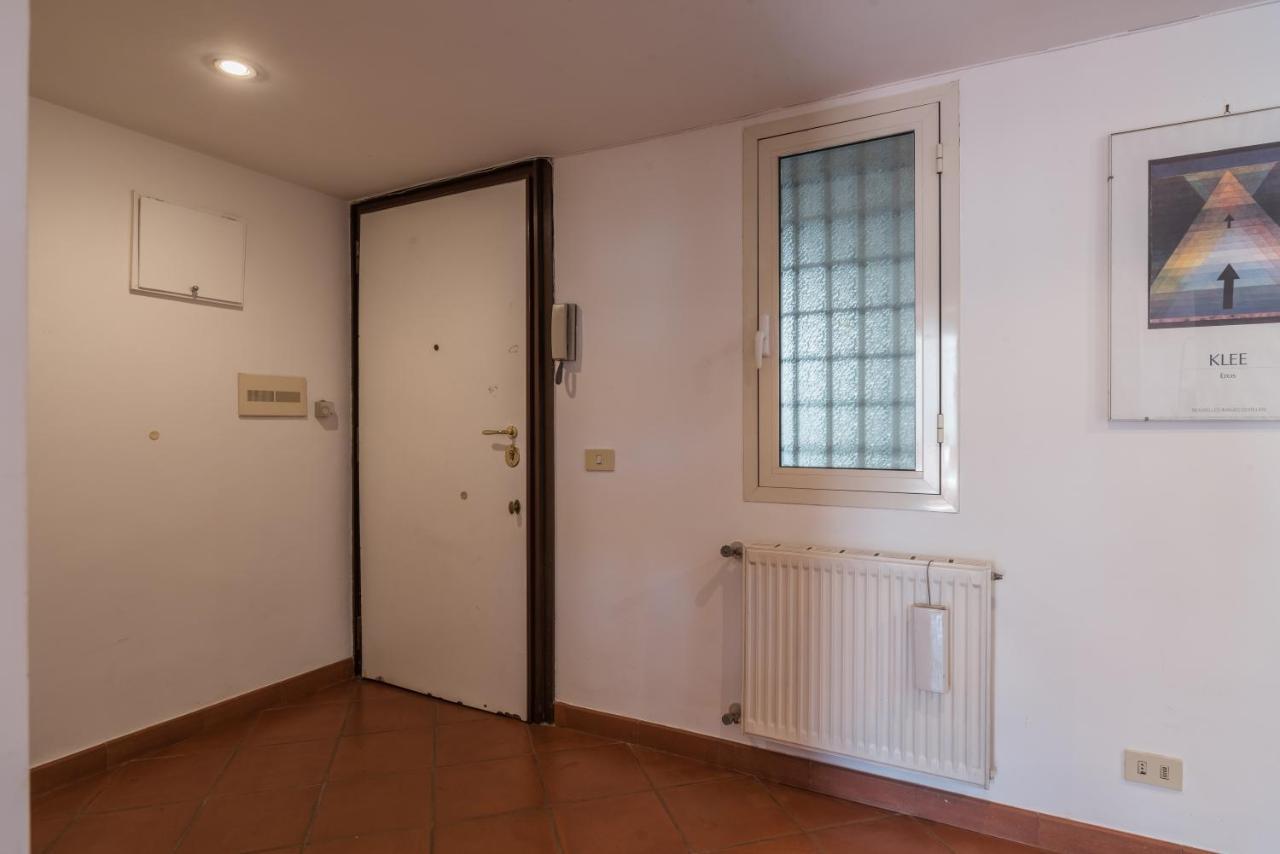 Colosseo Stylish Penthouse ローマ エクステリア 写真