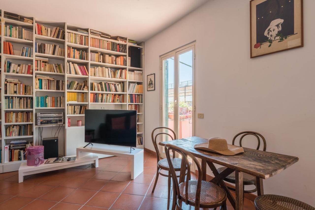 Colosseo Stylish Penthouse ローマ エクステリア 写真